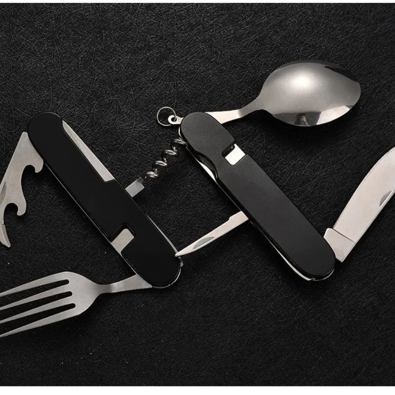 Składana zastawa stołowa 4 w 1 – Outdoor Camping Knife recenzja i cena